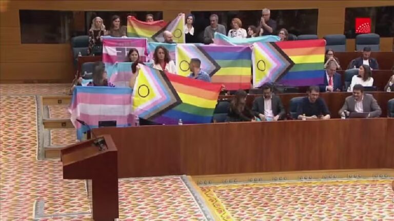 Madri reverte lei que protegia os direitos da comunidade LGBTQIA+